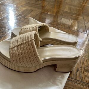 Vince Slide platforms